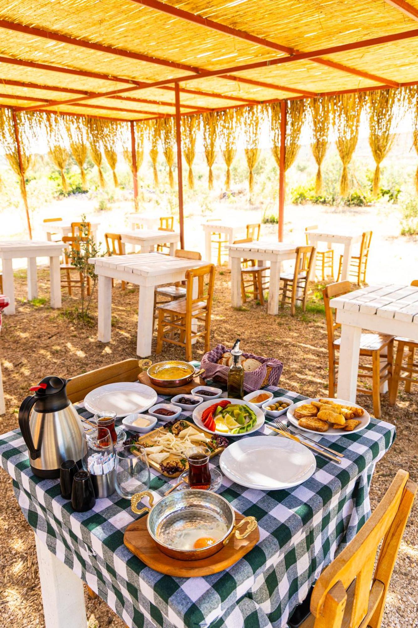 Ali Baba Ciftligi Alaçatı Buitenkant foto